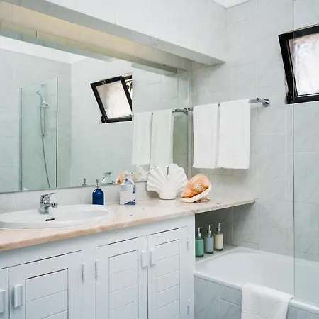 Βίλα Clifftop Azul - 3br, Beachside, Pool, Ac