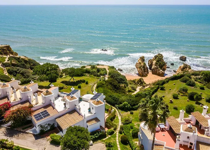 Villa 3-bed Clifftop House - Pool, Private Garden, Rooftop & Paddle Boards Porches (Algarve)