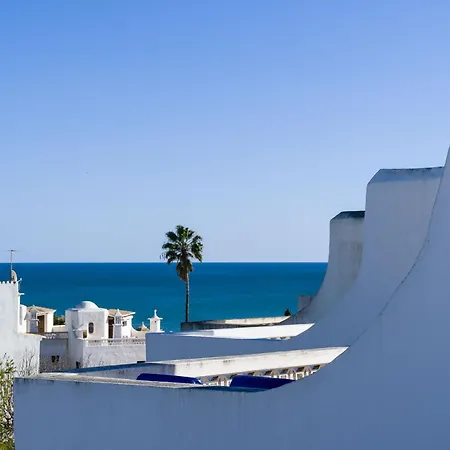 Clifftop - Pool, Private Terrace, Garden & Paddle Boards * Porches (Algarve)
