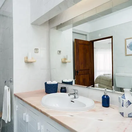 Clifftop Azul - 3br, Beachside, Pool, Ac *