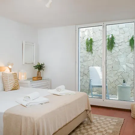 Villa Clifftop Azul - 3br, Beachside, Pool, Ac Porches