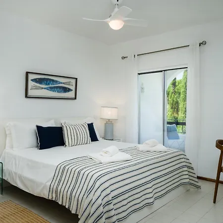 Villa Clifftop Azul - 3br, Beachside, Pool, Ac *