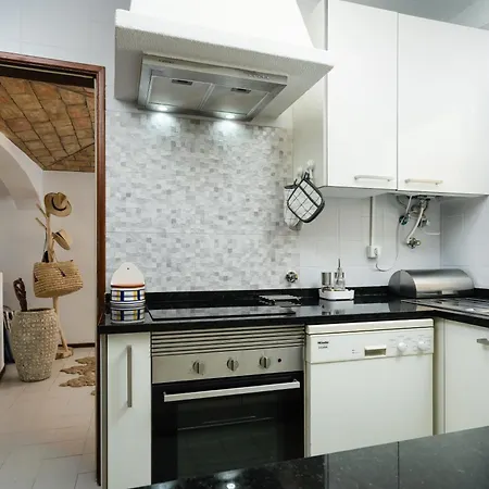 Villa Clifftop Azul - 3br, Beachside, Pool, Ac